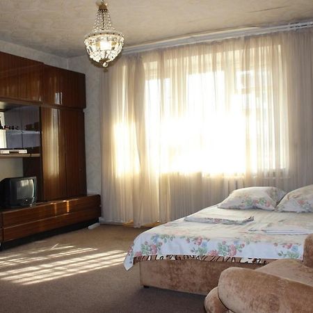 Apartment Near Opera Hause Dnipro Eksteriør bilde